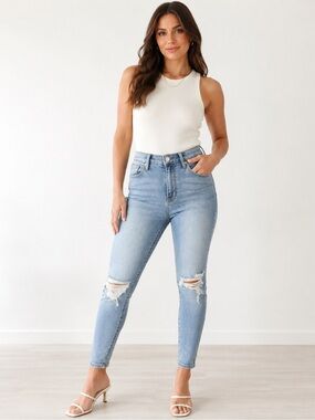 Good American Light Blue High-Rise Distressed Skinny Jeans
